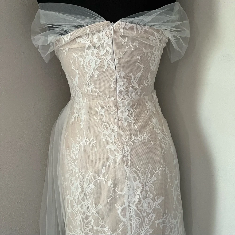 Tule and lace dress 👗 - Picture 3 of 9
